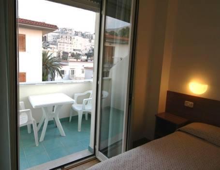 Hotel Mayor Sperlonga Room photo
